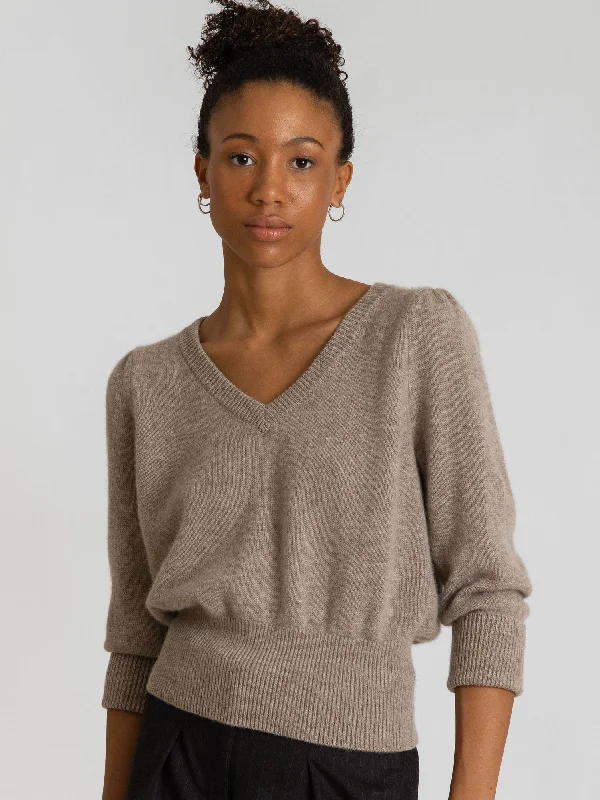 Cashmere sweater  "Swan" - toast