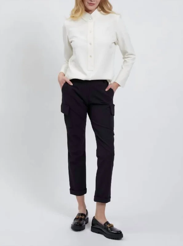 Women's Cargo Pocket Pant In Black